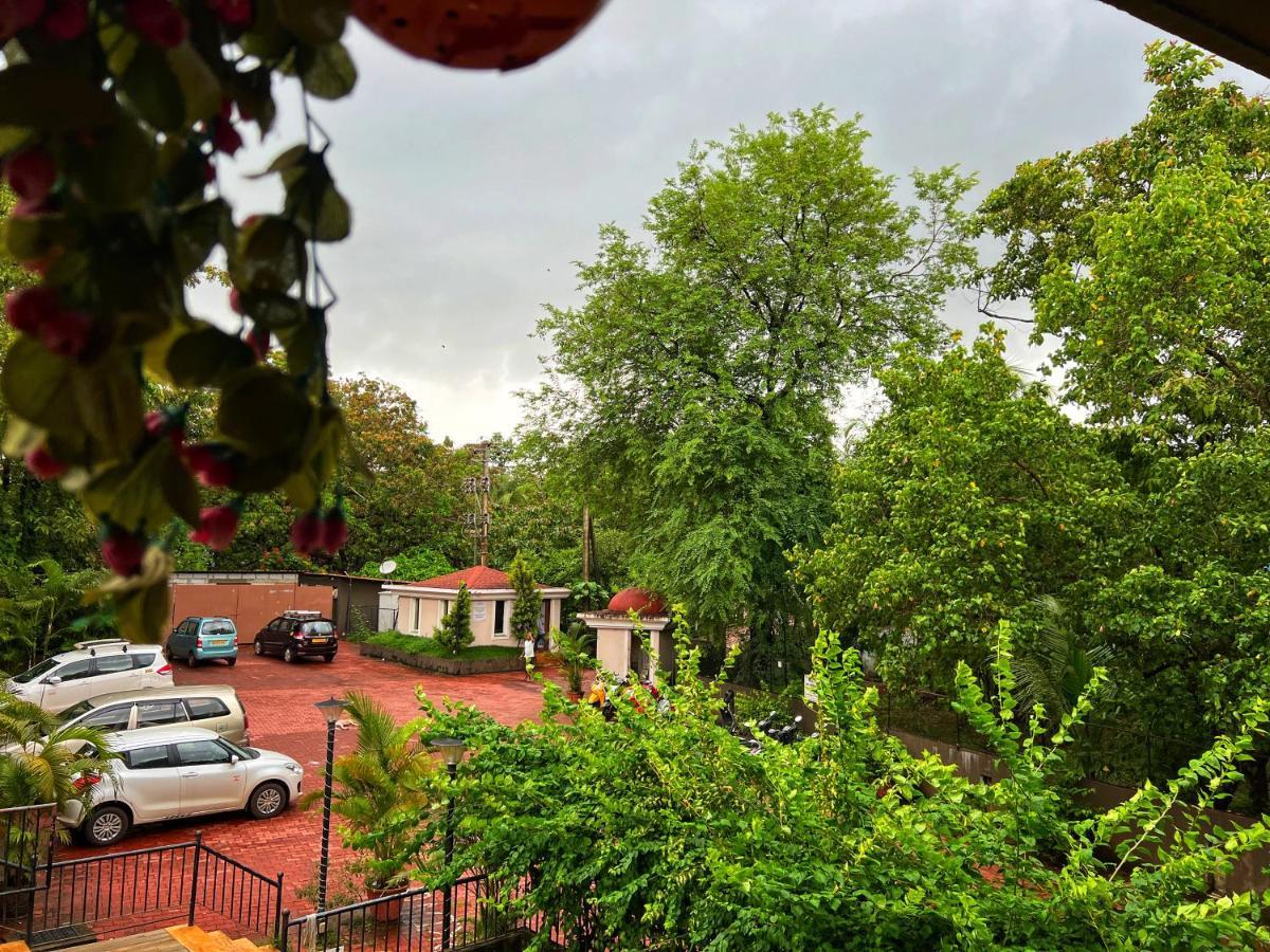 4Bhk Stunning Apartment With Pool 2Bhkx2 Old Goa Exteriör bild